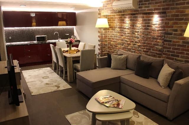 FAMILY ROOM DELUXE