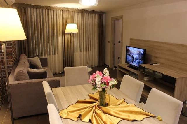 FAMILY ROOM DELUXE