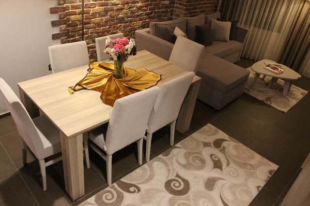 FAMILY ROOM DELUXE