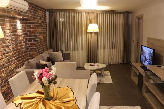 FAMILY ROOM DELUXE