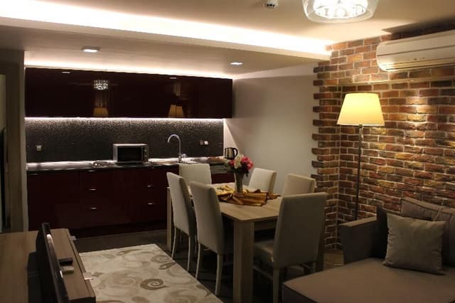 FAMILY ROOM DELUXE
