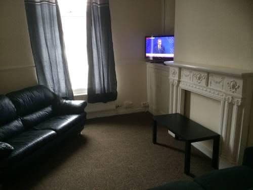 Yarm Road Serviced House