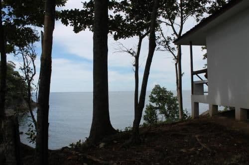Bungalow with Balcony