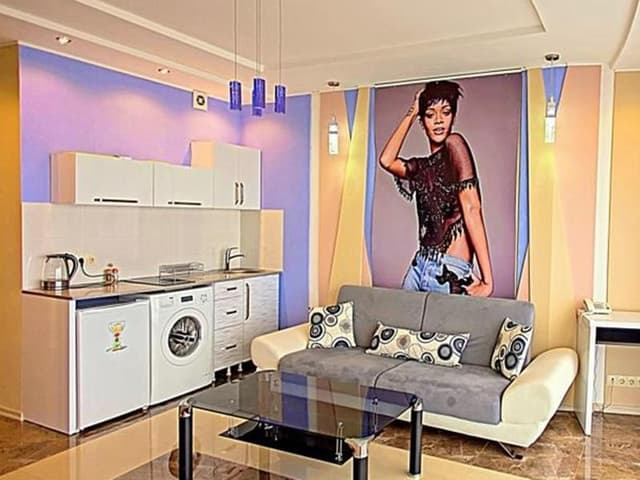 APARTMENT WITH VIEWS