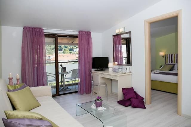 JUNIOR SUITE STANDARD