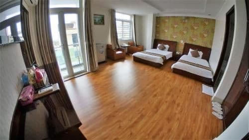 Deluxe Twin Room with City View
