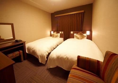Superior Twin Room with Sofa Bed - Non-Smoking