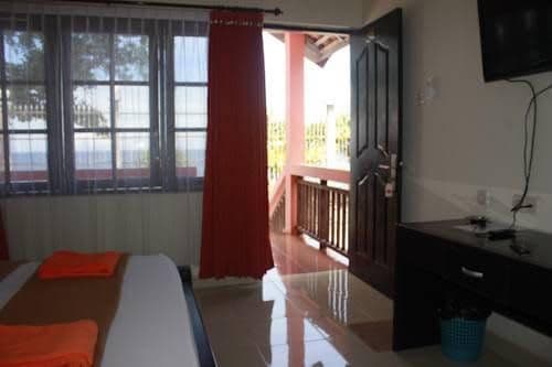 Batu Layar Hotel