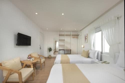 Deluxe Family Room