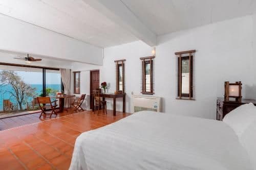 Villa - Beach Front