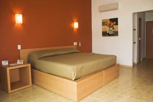 DOUBLE KING SIZE BED
