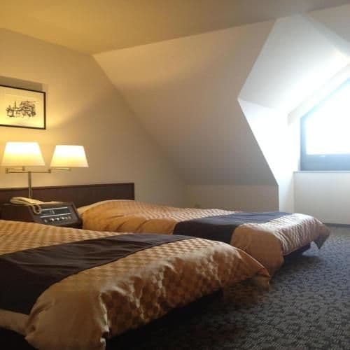 Twin Room - Non-Smoking