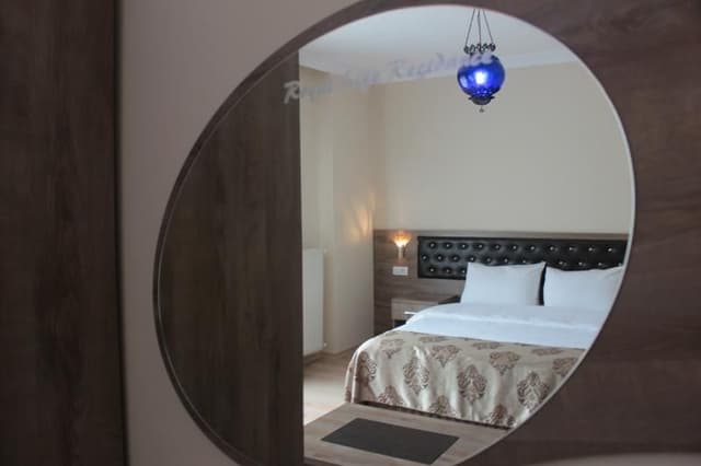 SUITE TWO BEDROOMS