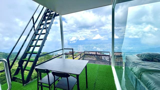 Mirror House