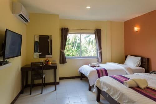 Triple Room