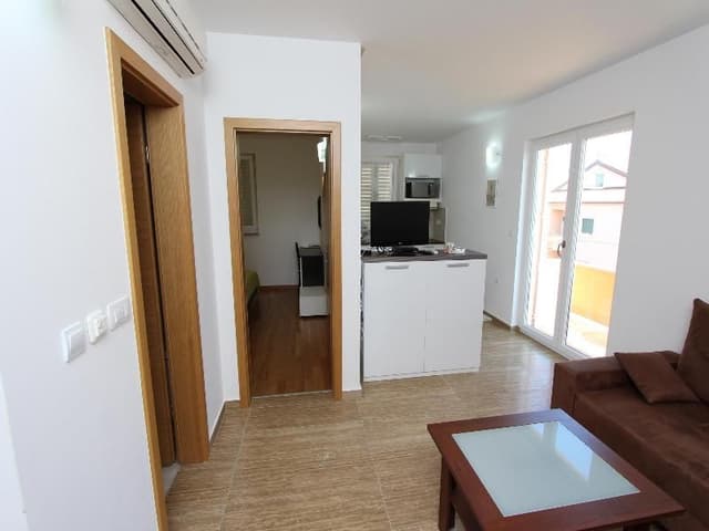 APARTMENT ONE BEDROOM