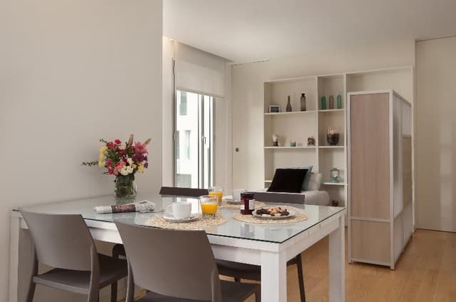 APARTMENT PREMIUM