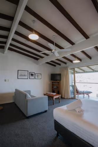 Studio with Oceanview - Upstairs