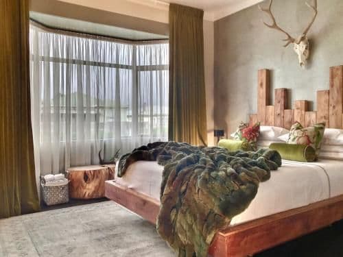 King Room with Mountain View