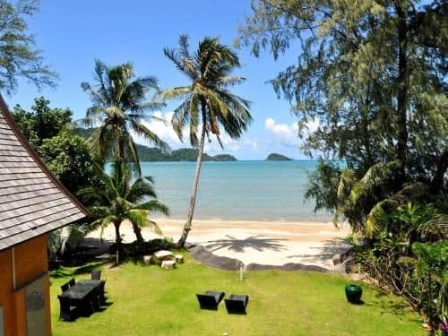 Villa - Beach Front