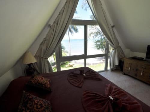 Villa - Beach Front