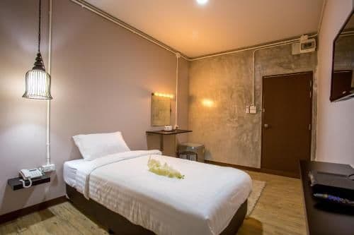 Standard Single Room