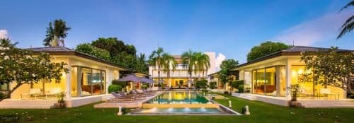 Five-Bedroom Villa - Beach Front