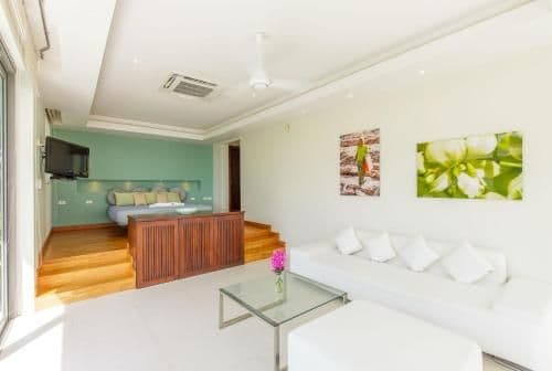 Five-Bedroom Villa - Beach Front