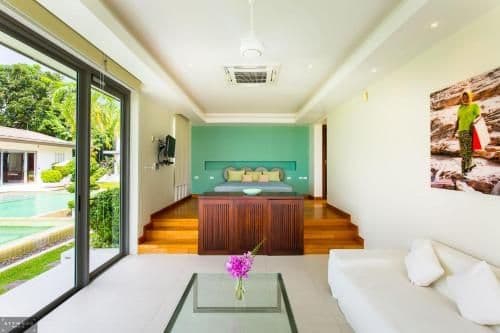 Five-Bedroom Villa - Beach Front