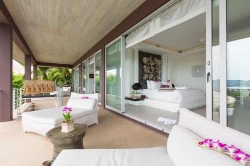 Villa with Sea View