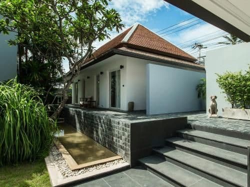 Villa - Beach Front
