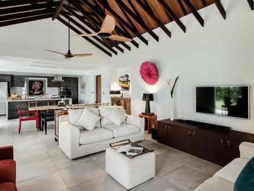Villa - Beach Front