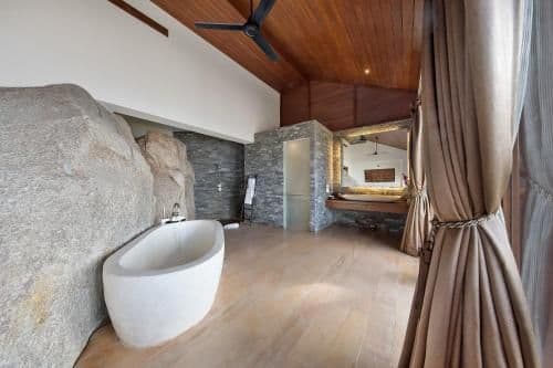 Five-Bedroom Villa