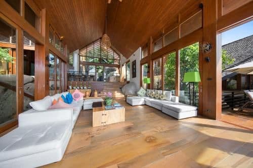 Five-Bedroom Villa