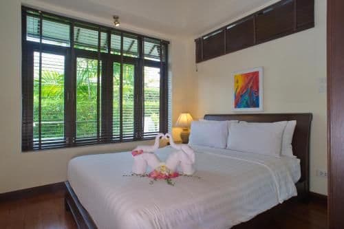 Villa - Beach Front