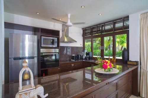 Villa - Beach Front