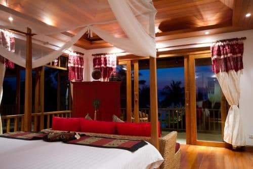 Villa - Beach Front