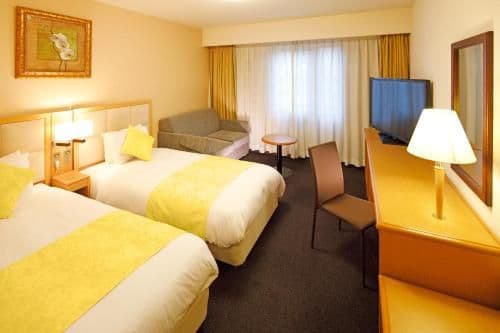 Twin Room with Extra Bed - Non-Smoking