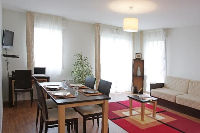 APARTMENT CAPACITY 6