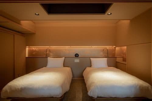 New Wing - Twin Suite with Tatami Area and Open-Air Bath (Kinsen) - Breakfast and Seasonal Kaiseki Dinner (In-room dining) Included