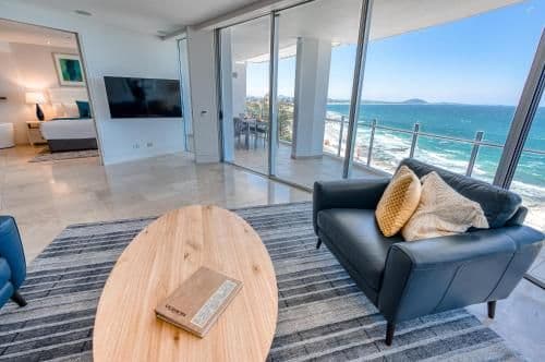 Three-Bedroom Superior Suite with Ocean View