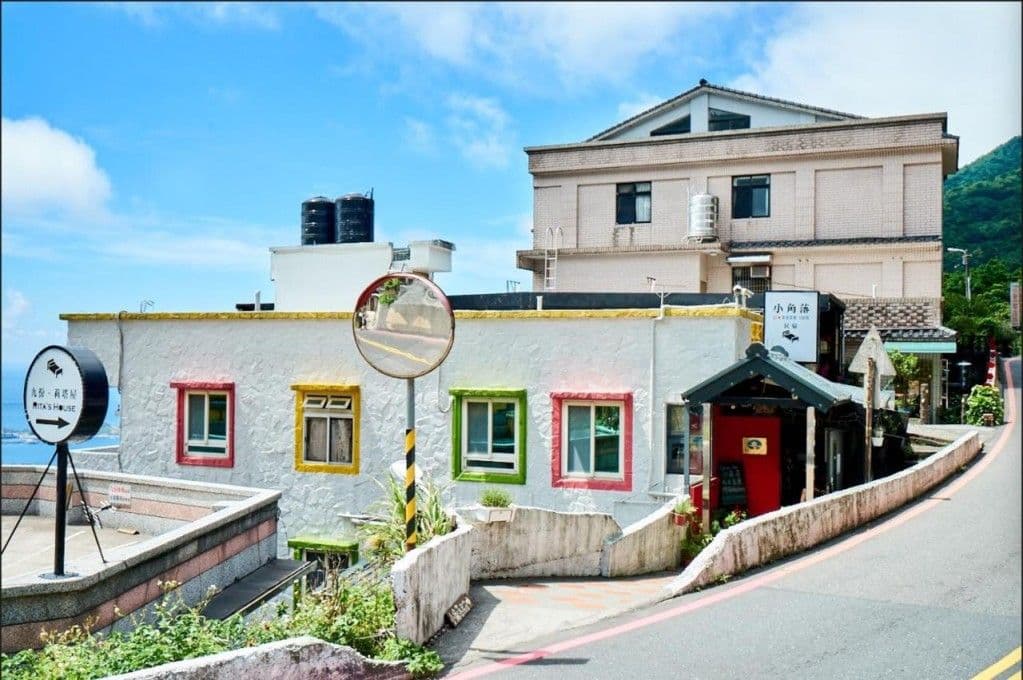 Corner Inn Corner Inn