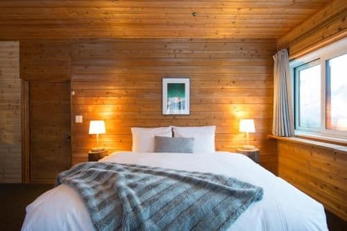 Family Room (6 Adults) with Private Bathroom