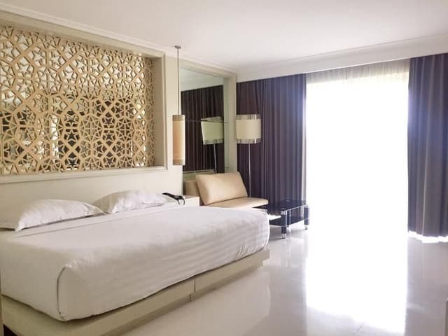 SUITE ONE BEDROOM
