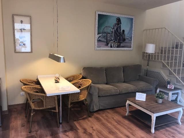 APARTMENT DUPLEX