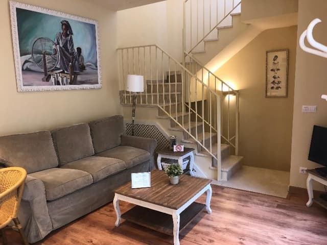 APARTMENT DUPLEX