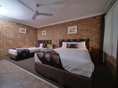 Standard Triple Room with One Queen Bed and One Single Bed