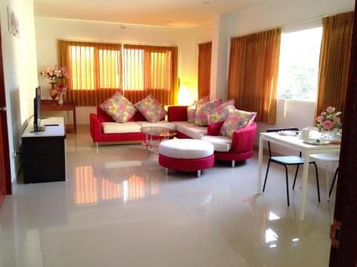 Deluxe Apartment