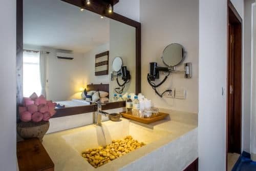 Deluxe Double Room with Pool View