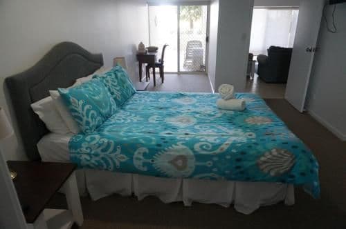 Three-Bedroom Apartment with Garden View